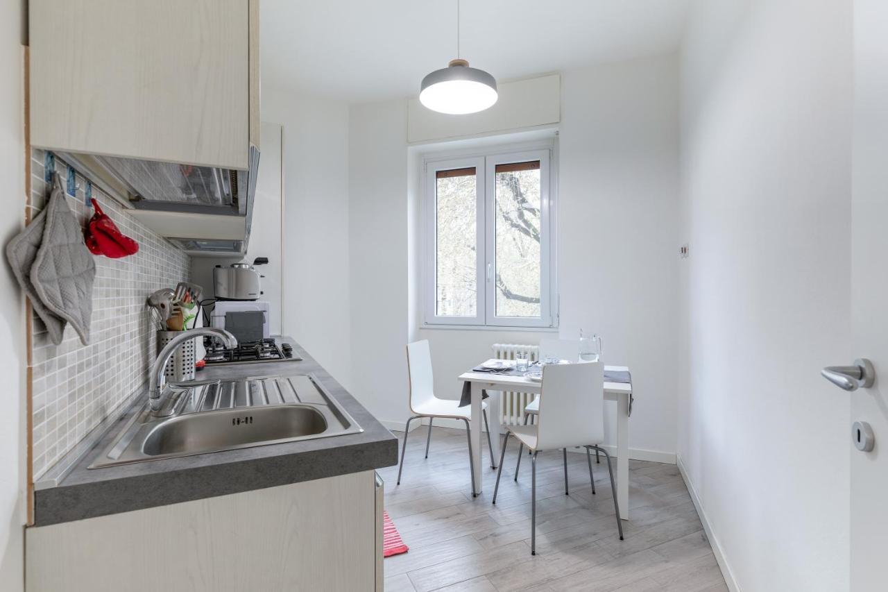 Piazza De Angeli M1 Comfortable Flat With Balcony ミラノ エクステリア 写真
