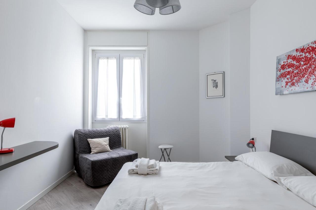 Piazza De Angeli M1 Comfortable Flat With Balcony ミラノ エクステリア 写真