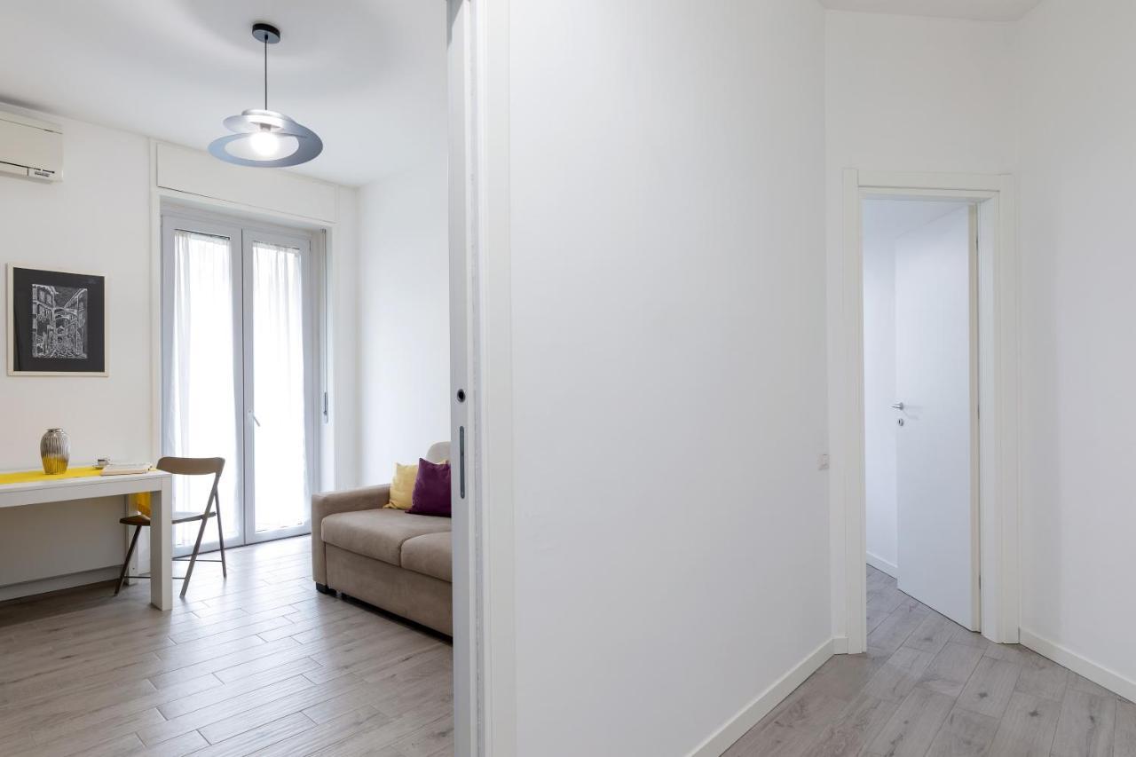 Piazza De Angeli M1 Comfortable Flat With Balcony ミラノ エクステリア 写真
